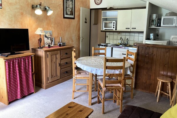 Panoramisch appartement op de piste in Le Lioran voor 6 personen - thumbnail 1