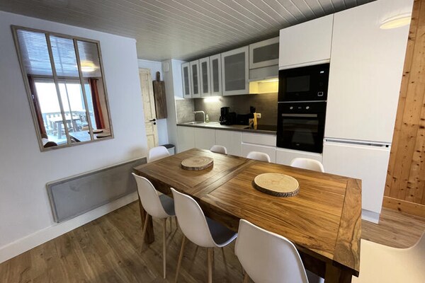 Ruim appartement op 100m van pistes Le Lioran met zuidterras en bergzicht - thumbnail 3