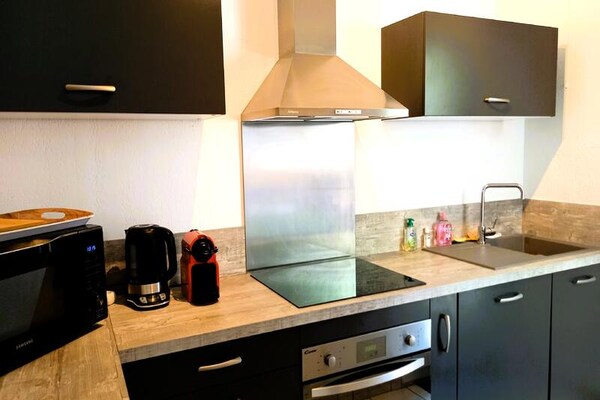 Luxe appartement met zwembadzicht in hartje Grimaud - thumbnail 2