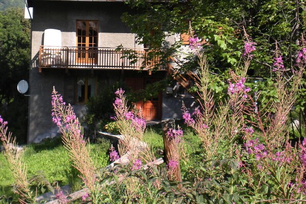 Authentiek appartement voor 6 in Valloire, vlakbij skilift en centrum - thumbnail 1
