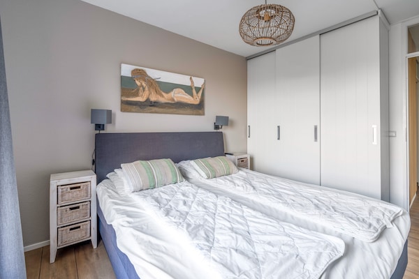 Modern hoekappartement met zeezicht en balkon in de duinen van De Koog - thumbnail 5