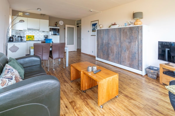 Romantisch appartement met infraroodsauna en zeezicht in De Koog - thumbnail 4