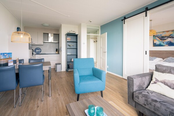 Modern appartement met panoramisch uitzicht over bos en De Koog - thumbnail 5