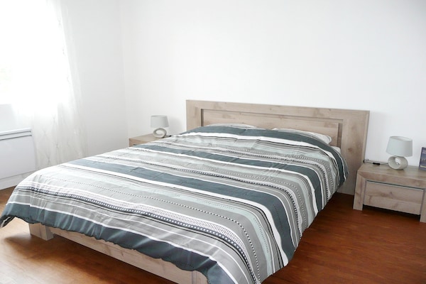 Op 700m van zee: Modern vakantiehuis voor 2 personen in Plouguerneau - thumbnail 3