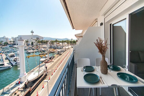 Kanaalappartement Empuriabrava – 500m van strand, airco & terras - thumbnail 5
