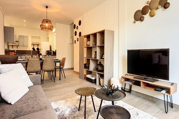 Authentiek appartement op de Provençaalse markt in hartje Antibes - thumbnail 2