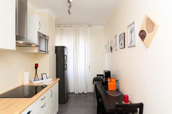 Luxe appartement 2 minuten van Rue d'Antibes en de stranden van Cannes - thumbnail 3