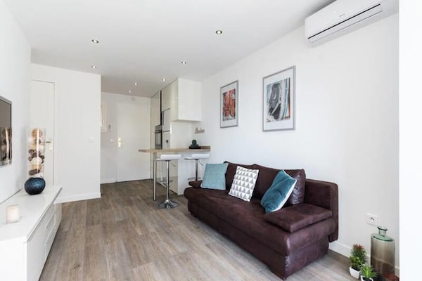 Appartement Cannes: zeezicht, terras en zwembad aan de Côte d'Azur - thumbnail 1
