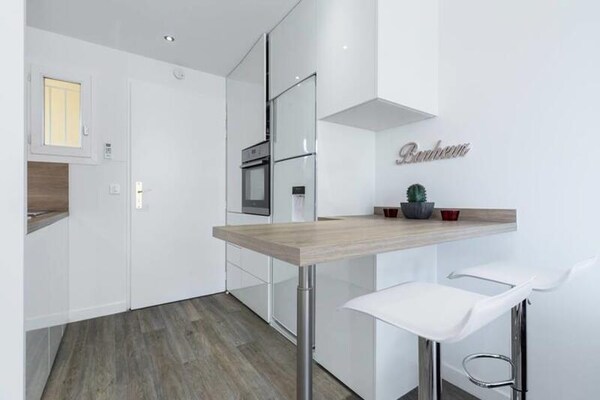 Appartement Cannes: zeezicht, terras en zwembad aan de Côte d'Azur - thumbnail 6