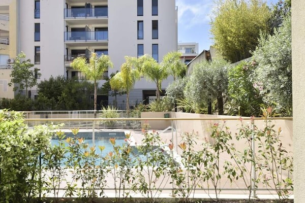 Luxe appartement Palm Beach Cannes: privétuin, zwembad & strand op loopafstand - thumbnail 6