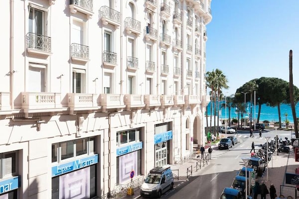 Stijlvol 3-kamerappartement in hartje Cannes, vlakbij de Croisette en het Palais - thumbnail 4