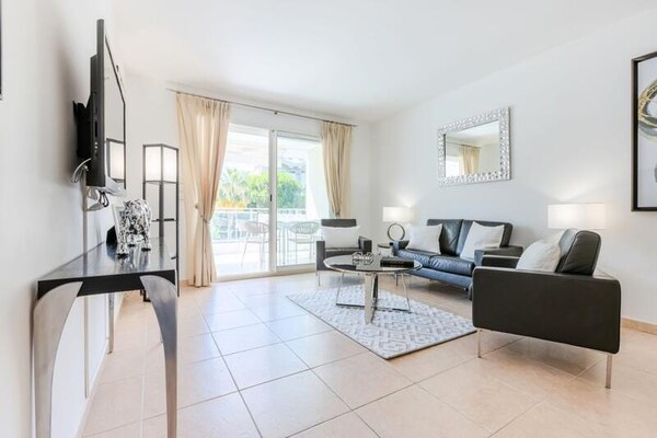 Elegant appartement in Cannes Palm Beach, 6 minuten lopen naar zee - thumbnail 1