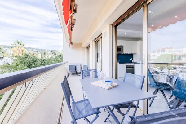 Chic appartement in Cannes met terras, op 5 minuten lopen van de Croisette - thumbnail 5