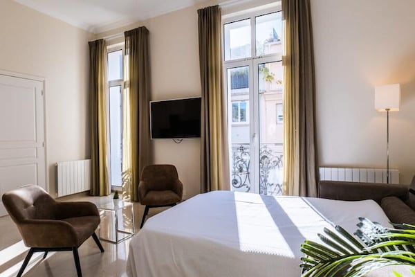 Elegant 3-kamerappartement aan de Rue d'Antibes, vlakbij het Palais des Festivals - thumbnail 4