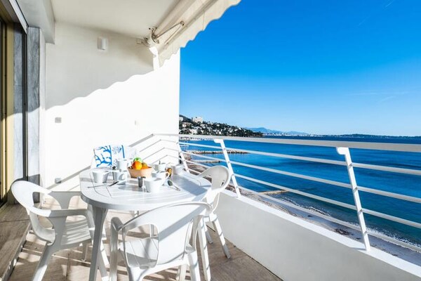 Panoramisch zeezicht appartement voor 6 personen in Cannes Palm Beach - thumbnail 2