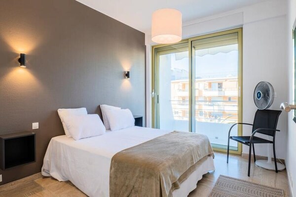 Panoramisch zeezicht appartement voor 6 personen in Cannes Palm Beach - thumbnail 5