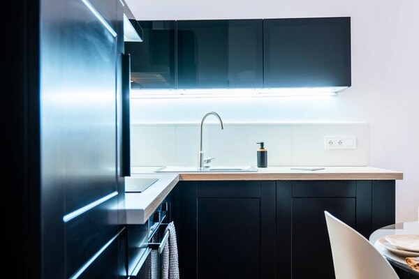 Luxe 2-slaapkamer appartement op 200m van de Croisette in Cannes - thumbnail 3