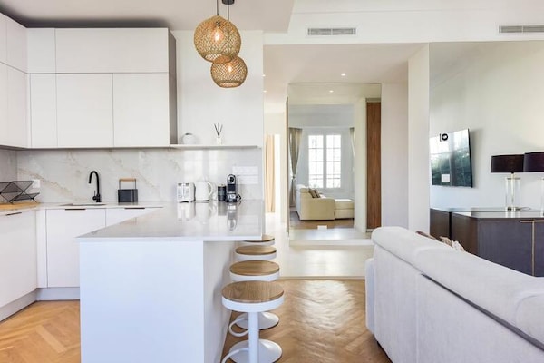 Luxe 3-slaapkamer appartement op 100m van de Croisette met airco - thumbnail 1