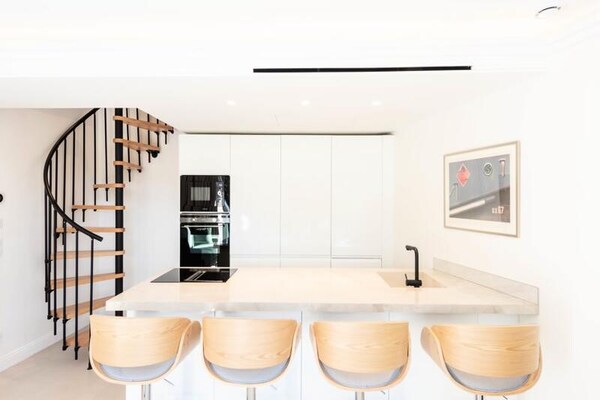 Stijlvol Duplex Appartement in Cannes met Terras en Airco - thumbnail 5