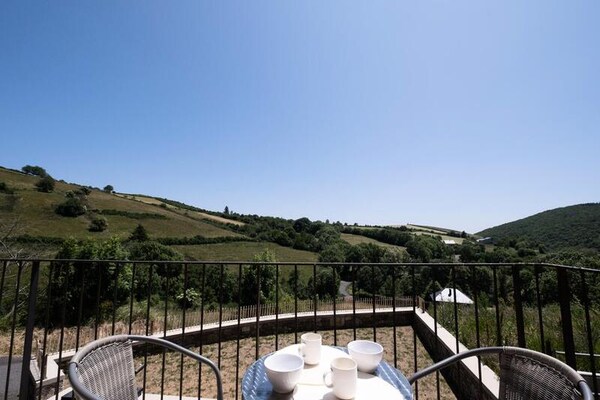 Gîte Marguerite: Authentiek appartement op het Aubrac-plateau in Les Salces - thumbnail 1