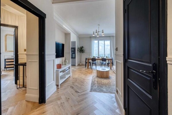 Luxe appartement 92m² met Alpenzicht & parkzicht in centrum Grenoble - thumbnail 6