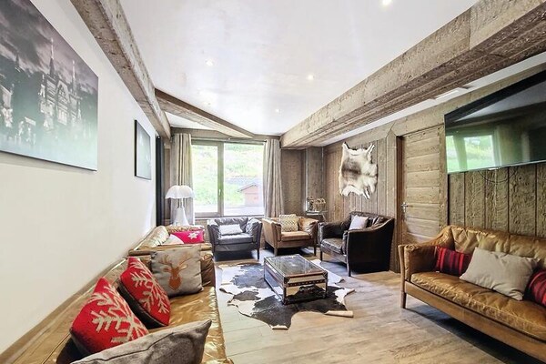 Luxe appartement 10p in Val d'Isère, 4 min van piste met bergzicht - thumbnail 2