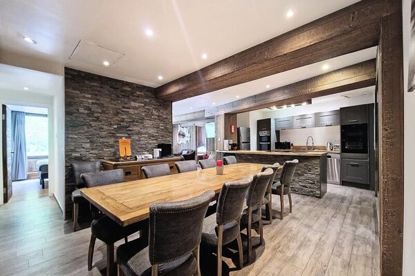 Luxe appartement 10p in Val d'Isère, 4 min van piste met bergzicht - thumbnail 3