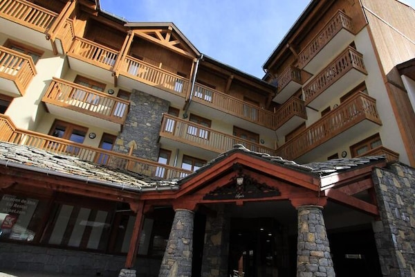 Appartement AQ 210 in Résidence Aquila: ski-in/ski-out in Val d'Isère - thumbnail 1