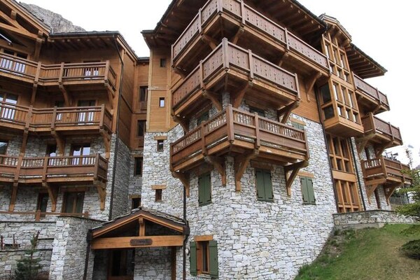 Elegant 4-persoons appartement op 200m van de piste in Val d'Isère - thumbnail 3
