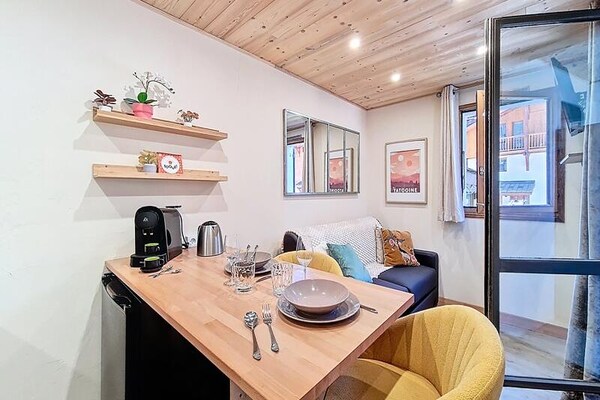 Studio aan de piste in Les Belleville met balkon op het zuiden - thumbnail 3