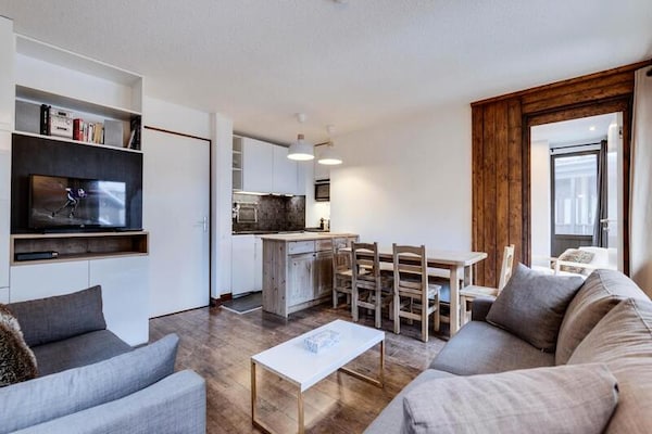 Gerenoveerd 5-persoons appartement op 50m van de piste in Val d'Isère - thumbnail 3