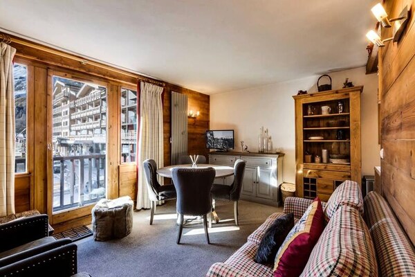 Authentiek appartement op de piste in Val d'Isère Village voor 4 personen - thumbnail 3