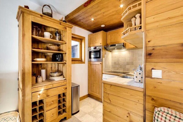 Authentiek appartement op de piste in Val d'Isère Village voor 4 personen - thumbnail 6