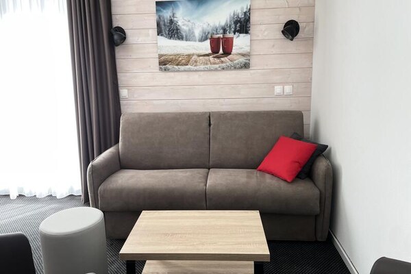 Appartement 8p in Résidence Le Portillo met zwembad, vlakbij de pistes - thumbnail 1