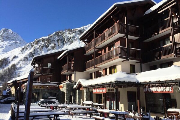 Appartement aan de piste in Val d'Isère met uitzicht op de Bellevarde - thumbnail 2