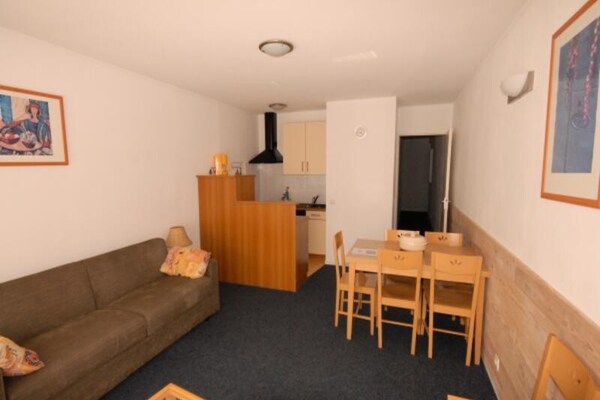 Appartement 6p in Le Chalet met zwembad, sauna en uitzicht op de piste in Eaux-Bonnes - thumbnail 3