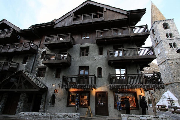 Appartement in het oude dorp van Val d'Isère, op 50 meter van de piste - thumbnail 2
