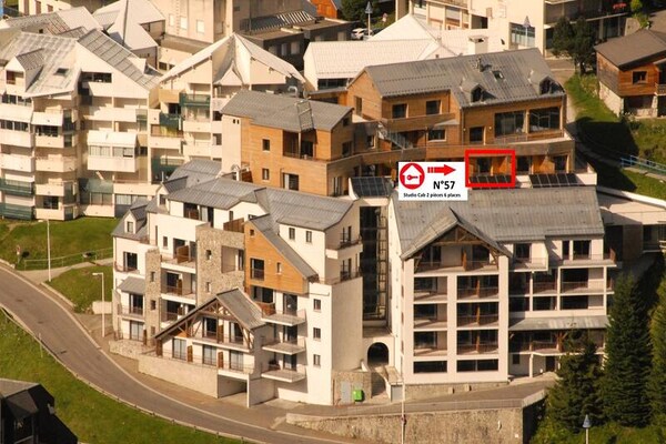 Appartement 50m² op de piste in Les Eaux-Bonnes met zwembad, 7 personen - thumbnail 5