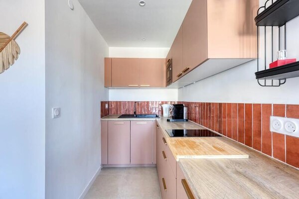 Licht appartement in Bandol met balkon, op loopafstand van strand en haven - thumbnail 5
