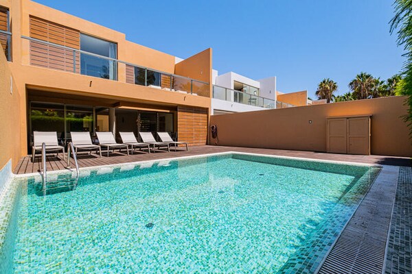 Luxe appartement aan de Algarve met tuin, vlakbij strand en golfbaan - thumbnail 1