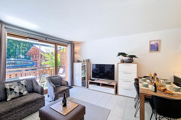 Licht appartement in Les Gets met balkon, vlakbij de piste - thumbnail 2