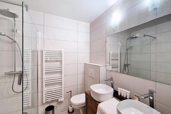 Licht appartement in Les Gets met balkon, vlakbij de piste - thumbnail 4