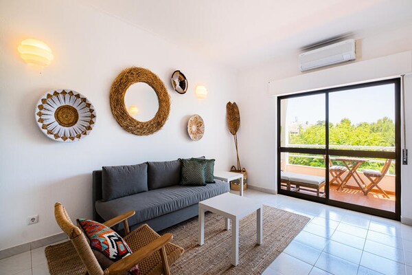 Gezellig appartement in hartje Albufeira met zwembad en balkon - thumbnail 4