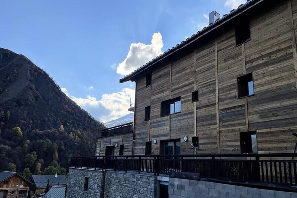 Licht appartement met bergzicht en terras nabij de pistes in St Sorlin - thumbnail 3