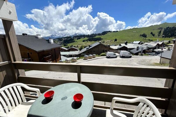 Zonnig appartement op het zuiden met uitzicht op de Mont Bisanne - thumbnail 6