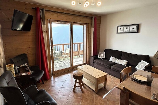 Ruim appartement voor 8 personen met balkon en toegang tot binnenzwembad - thumbnail 1