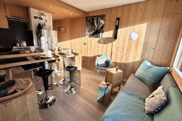Knus appartement op hoogte met panoramisch uitzicht op Megève - thumbnail 1