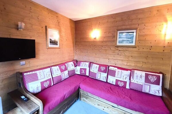 Compact appartement in Méribel Mottaret met balkon en Alpen-uitzicht - thumbnail 2