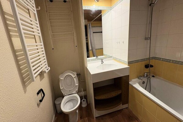Compact appartement in Méribel Mottaret met balkon en Alpen-uitzicht - thumbnail 5