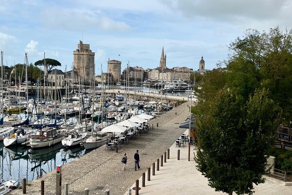 Licht appartement met uitzicht op de haven van La Rochelle - thumbnail 1